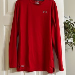 Red, fitted Under Armour shirt